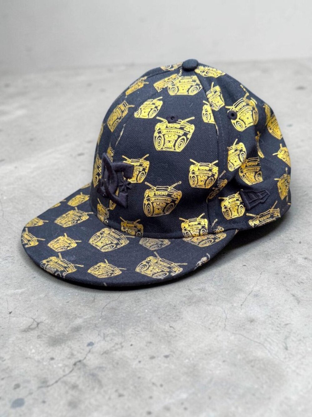 DC Shoes x New Era 59FIFTY Remix Series Boombox Fitted Hat 7 3/8 Travis Barker